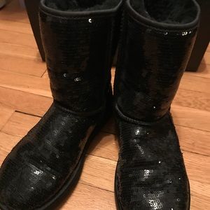 Gorgeous black sequin Ugg’s